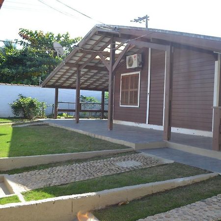 Maranduba Beach Chalet: Poolside Retreat with Sea Access Ubatuba Exterior photo